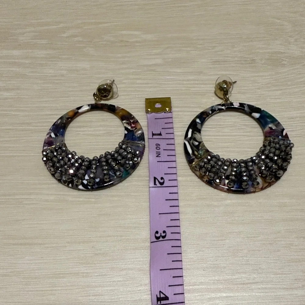 ✨ Multicolor Hoop Earrings with Silver Accents - Picture 4 of 6